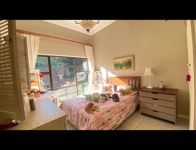 7 BEDROOM FREEHOLD FOR SALE IN SIGNAL HILL
